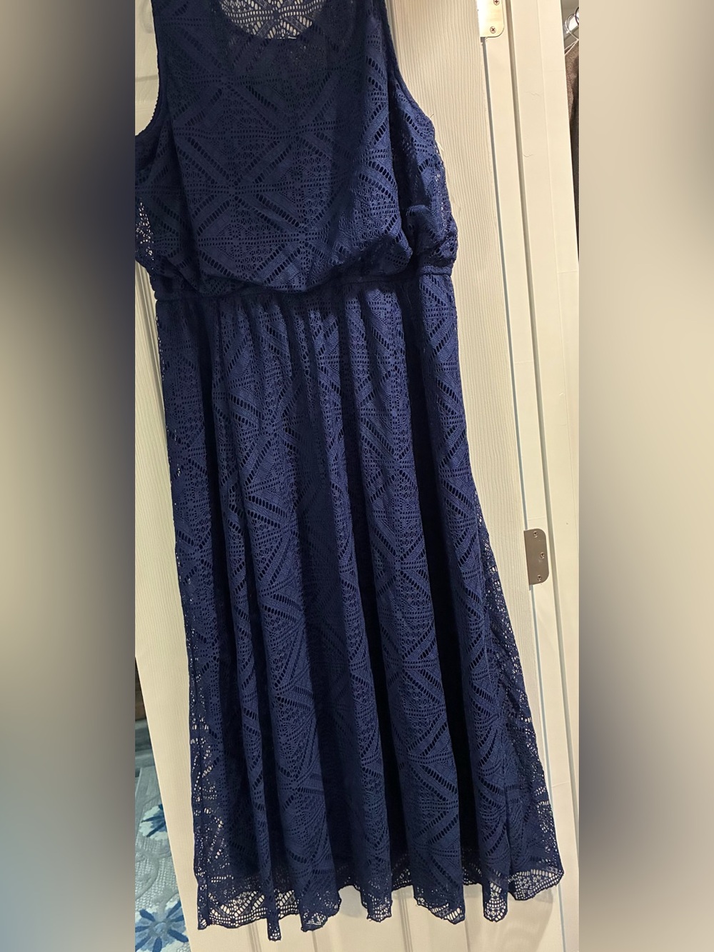 Kings Road Sleeveless Navy Lace Midi Dress